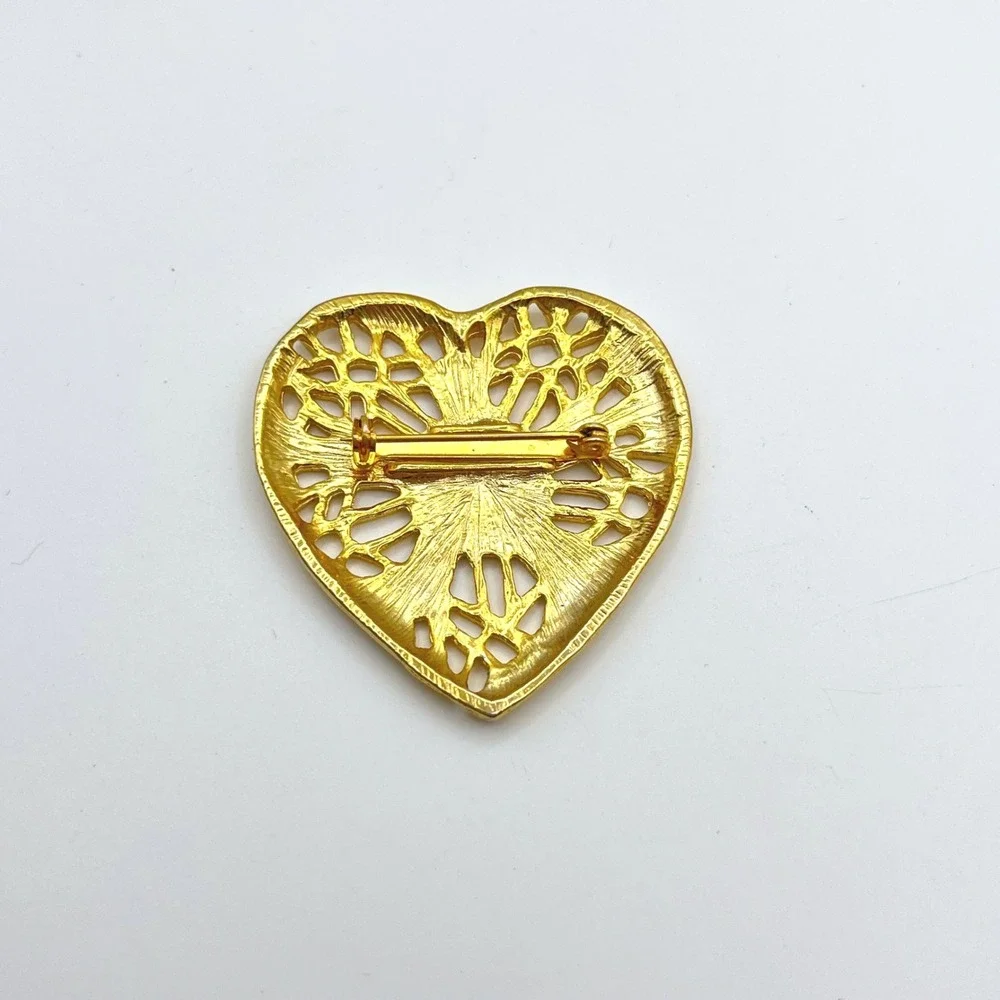 Gold Tone Openwork Filigree Heart Brooch Pin Ornate Sunburst Design 1.75‎ Inch